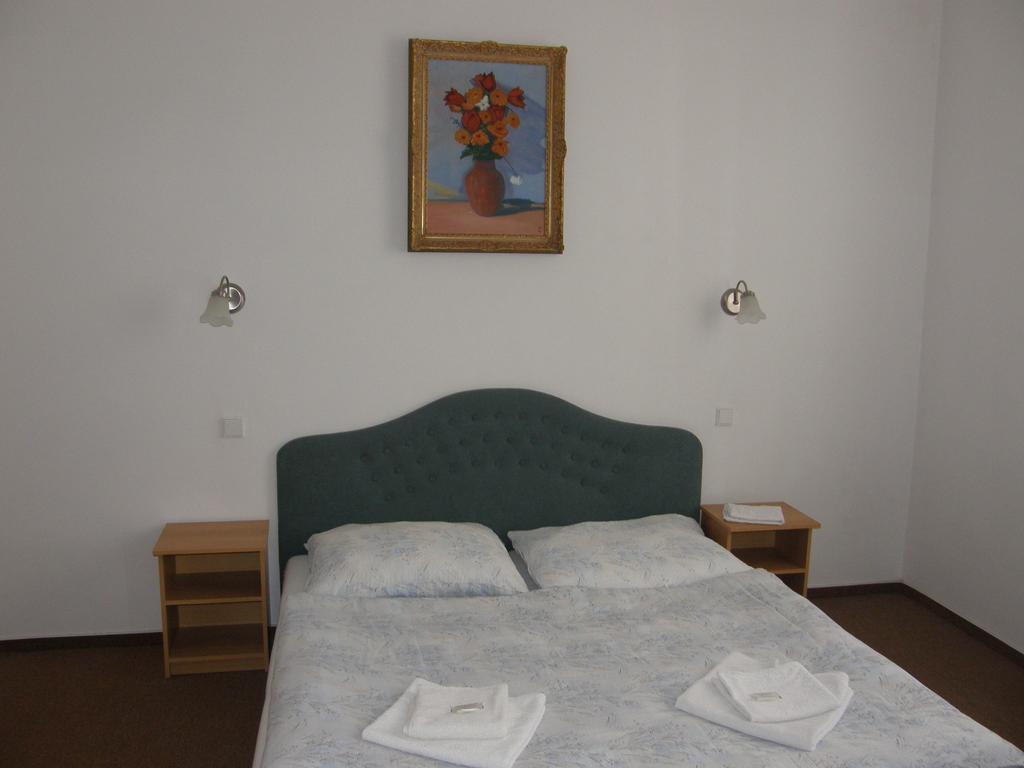 Hotel Filip Ceske Budejovice Exterior photo